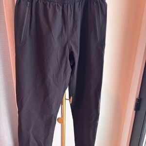 Outdoor Voices Men's Black Athletic Jogger Pants Size M